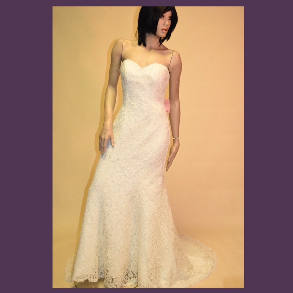 Wedding dress